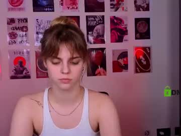 naya_may live cam